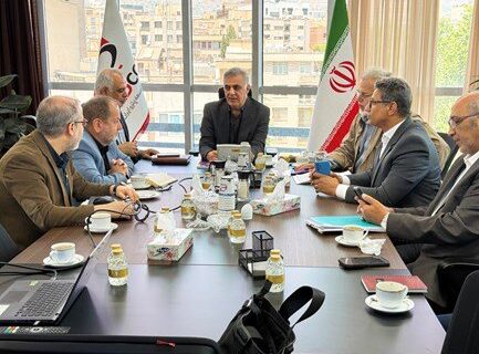 تقویت پیوند فناوری و صنعت ،گسترش تعاملات راهبردی پترو ایران و شرکت پژوهش وفناوری پتروشیمی