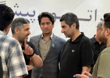 رایتل؛ همراه ارتباطات زائران در مراسم وداع با رهبر شهید