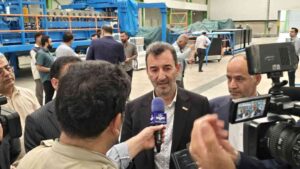 تعیین تکلیف طرحهای معدنی و صنعتی استان لرستان/ بازدید از ۲ طرح تولید کاغذ از سنگ / بررسی طرح آهک هیدراته / عزم جدی ایمیدرو برای تکمیل فولاد ازنا
