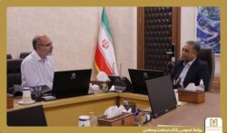 دیدار مستقیم مدیرعامل بانک صنعت و معدن با مشتریان برای تسهیل خدمات بانکی